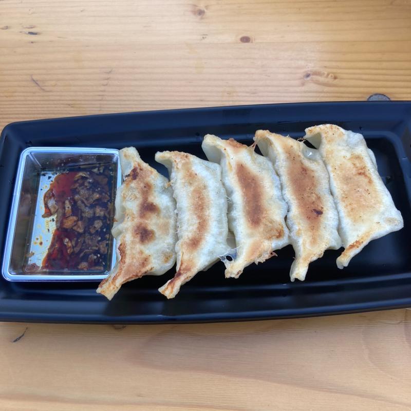 松阪牛脂の特製ダレ餃子(らあめん 元)