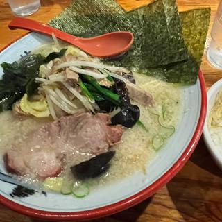 塩ラーメン　野菜　半ライス(椿　ラーメンショップ 木立店 )