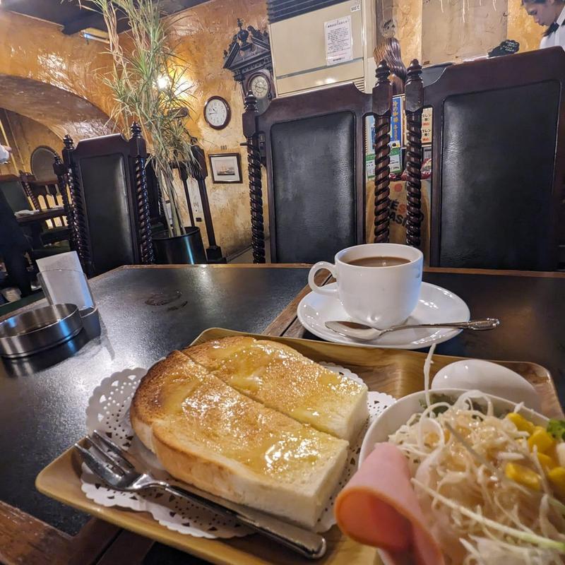 トーストモーニング(梅田珈琲館ＹＣ)