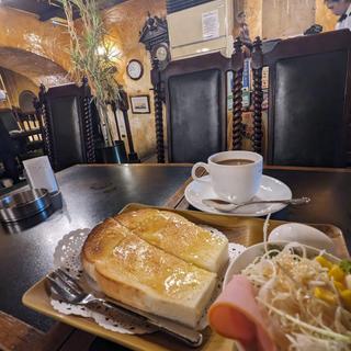 トーストモーニング(梅田珈琲館ＹＣ)