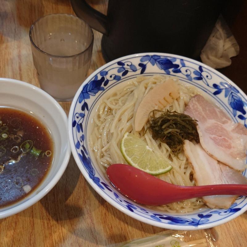 昆布水つけ麺　大盛(貝出汁らぁ麺 虎武)
