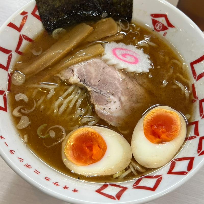 煮干しラーメン(煮干しラーメン 玉五郎)