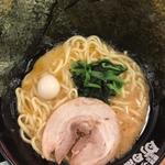 ラーメン(町田商店 四谷麹町店)