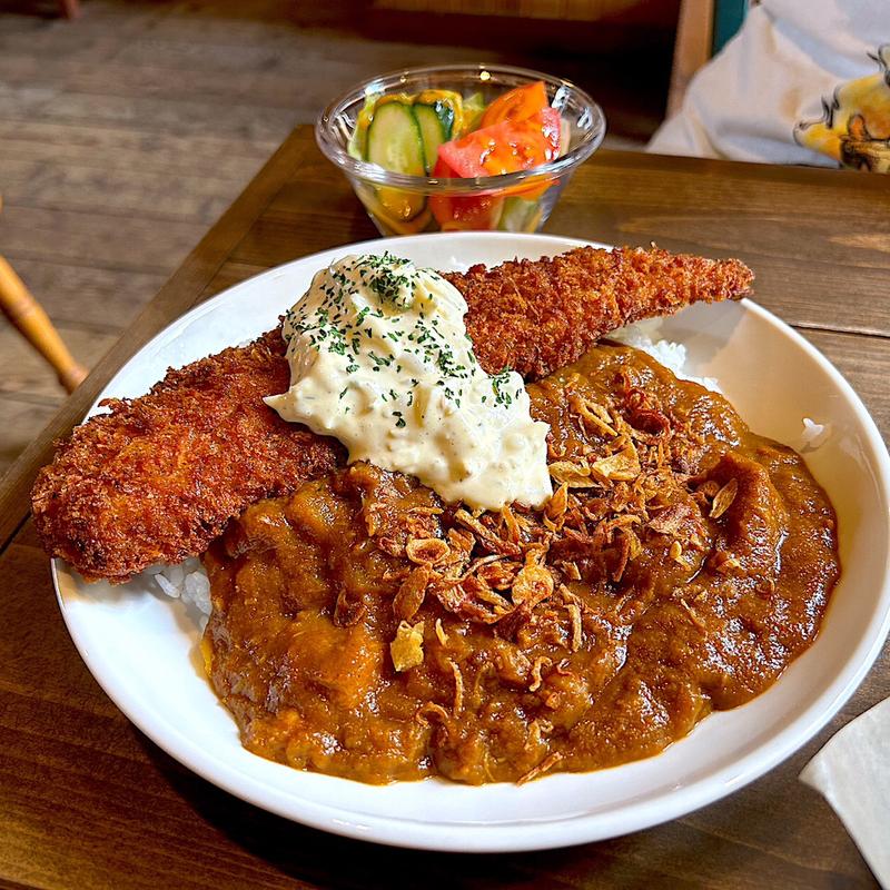 ホッケフライカレー(森商店 Woods(衣料品店))