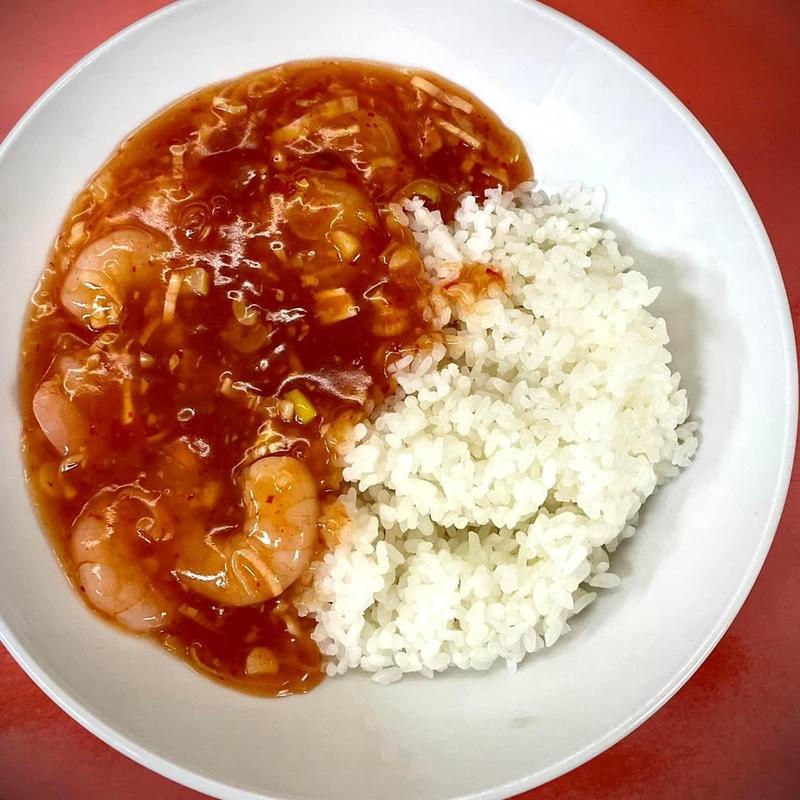 海老チリ丼(中華料理 天華)