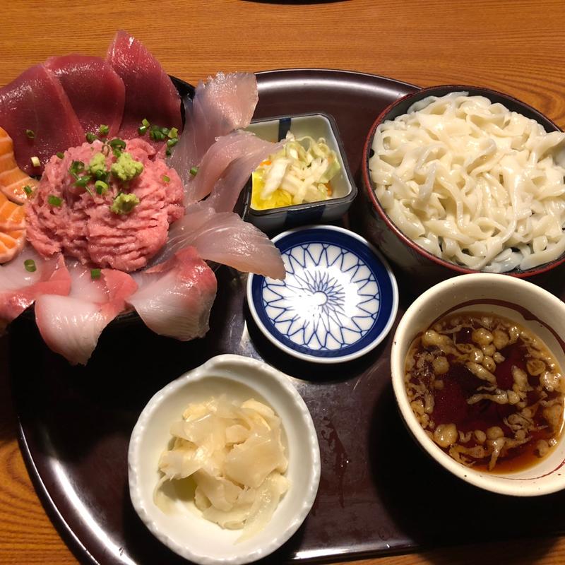 海鮮みだれ丼 小うどん(海山亭 いっちょう 宇都宮戸祭店)
