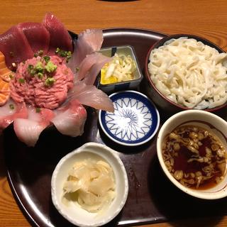 海鮮みだれ丼 小うどん(海山亭 いっちょう 宇都宮戸祭店)