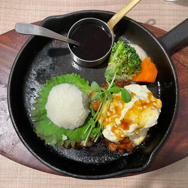 ハンバーグ＆チキン南蛮(津の田ミート つかしん店 （ツノダミート）)