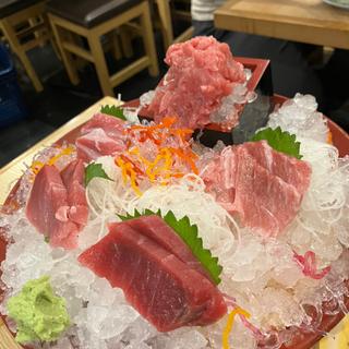 『シマハラ』のマグロ刺身全部盛り(鮪のシマハラ)