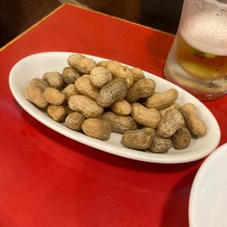 茹でピーナッツ(餃子屋弐ノ弐警固店)