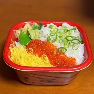 イクラ縁側丼(丼丸 上飯田店)