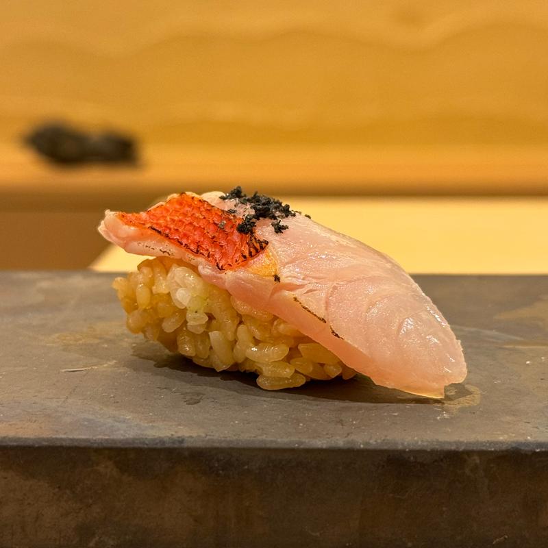 静岡県産 金目鯛 竹炭塩(鮨 いわた)