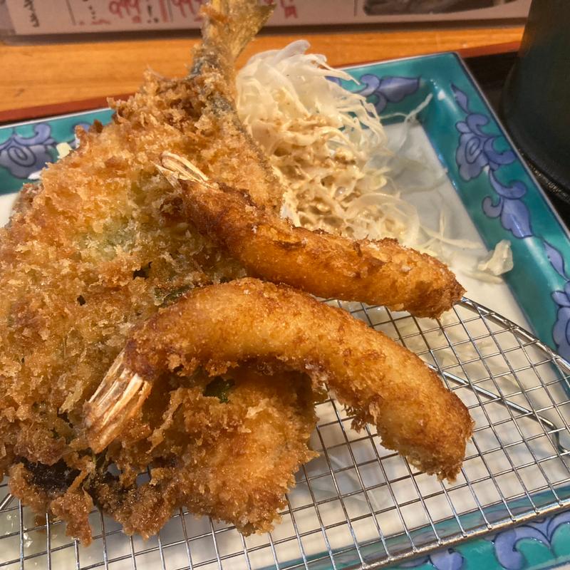 鮎のフライとエビフライ盛合わせ(いけす道場魚家 深川一号店 （イケスドウジョウサカナヤ）)