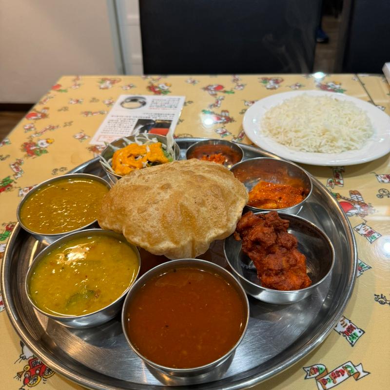 ポンディバワン・スペシャル(南印度ダイニング ポンディバワン 武蔵新田 （PondyBhavan）)