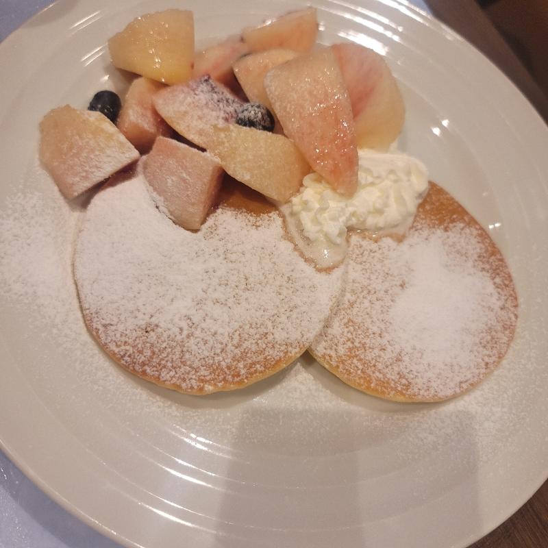 桃のパンケーキ(ホブソンズアイスクリームパーラー 有明ガーデン店)