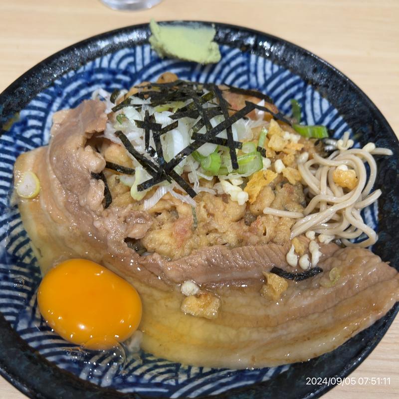 冷やし肉天そば玉子(豊はる)