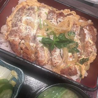 かつ重(手打ちそば 柴田)