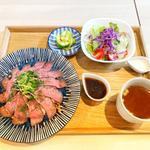 ローストビーフ丼