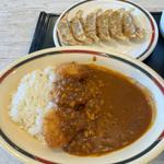 ホタテカレー　餃子セット(みよしの 旭川大雪通店)