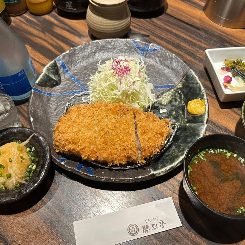 厚揚げ六白黒豚ロースかつ膳(勝烈亭 新市街本店)