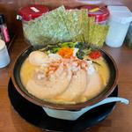 スペシャルラーメン(醤油)(横浜家系ラーメン 誠家)