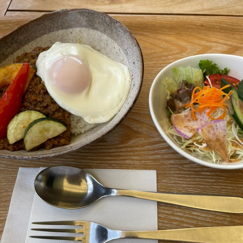 ドライカレー(dan dan cafe)