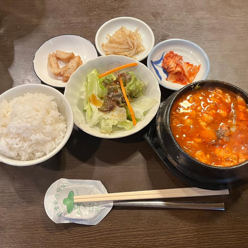 スンドブチゲ(とうがらし 八重洲店)