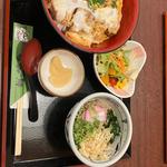 かつ丼セット冷たいそば(なごみの郷 )