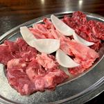 熟成塩麹カシラ、和牛中落ちカルビ、道産熟成牛サガリ