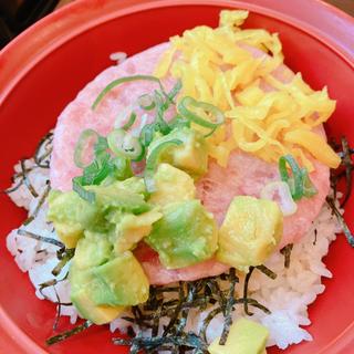 アボガドまぐたく丼(すき家 井ノ頭通り吉祥寺店)