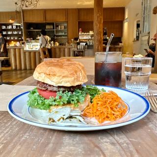 ONIBUSハンバーガー(オニバスコーヒー 自由が丘店)