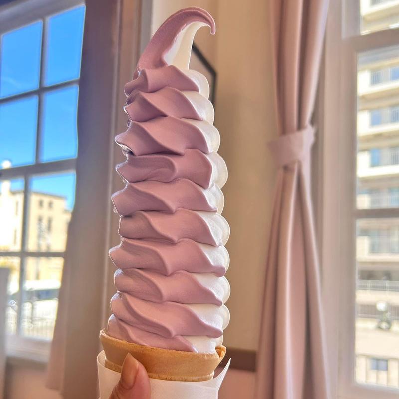 巨峰&ヨーグルト NYジャンボ(小樽ミルク・プラント)