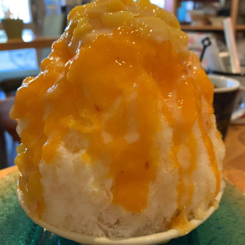 マンゴーのかき氷(カフェはなはな)