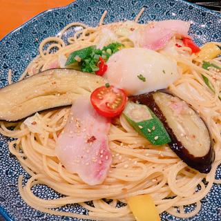 イベリコ豚と夏野菜づくしのよくばりスパゲッティー（醤油バター）(洋麺屋五右衛門 新宿アルタ店)