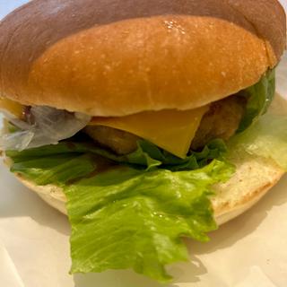 自慢のドミグラスバーガー(コメダ珈琲店 大通西２丁目店)