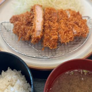 上ロースカツ定食(とんかつ伊勢 新宿ＮＳビル店)