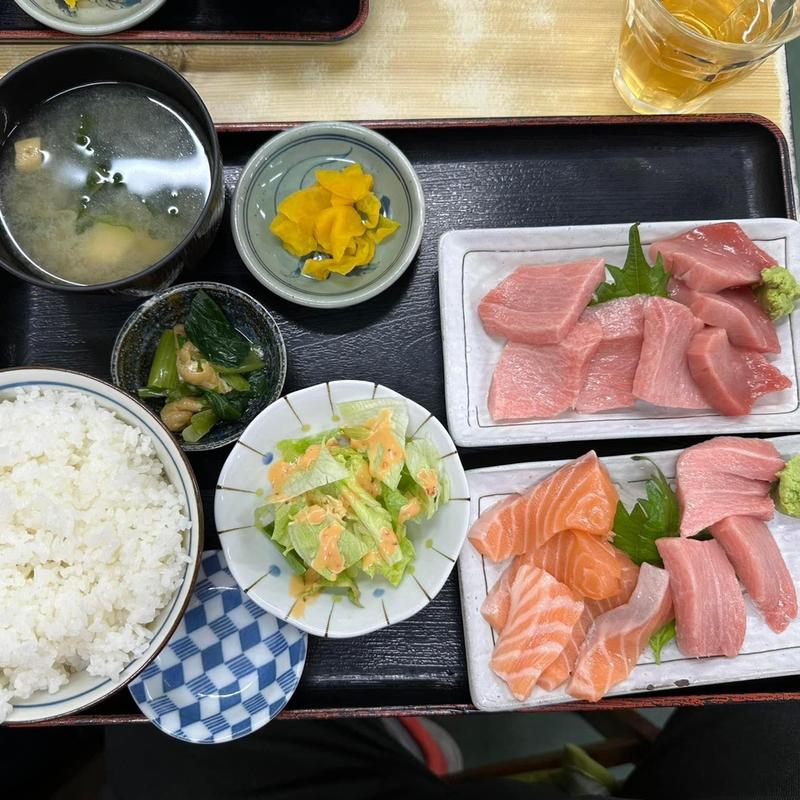 サーモンまぐろミックス定食 ブリまぐろミックス追加(竹家食堂)