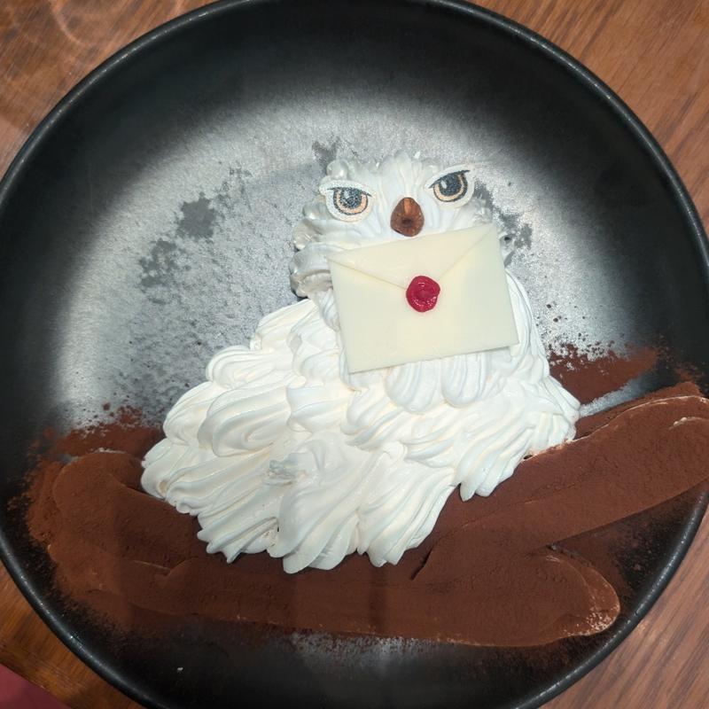 ヘドウィグケーキ(ハリーポッターカフェ)