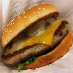 マッシュルームチーズバーガー レッドチェダーチーズ×ポルチーニクリーム