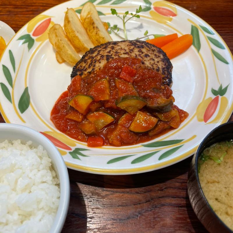 (手づくりハンバーグの店とくら京都三条店)