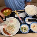 Wハムソーセージ定食