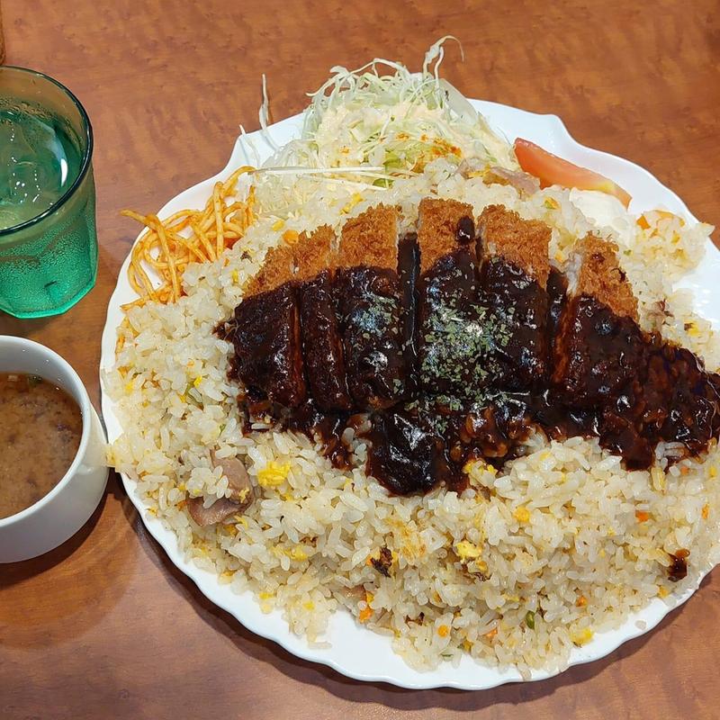 ブランチピラフ MAX盛り(カフェ•ド•ムッシュ 天満店)