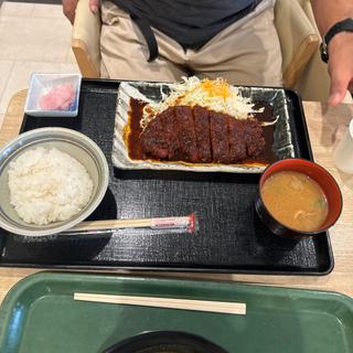 みそかつ丼(キャベツ、味噌汁付き)(矢場とん NEOPASA岡崎店)