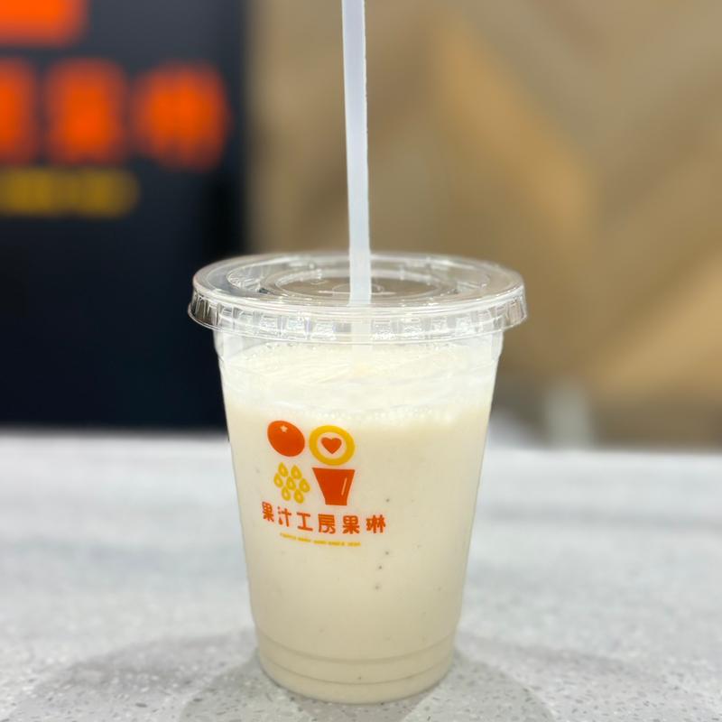 バナナミルク　L(果汁工房果琳 イオンモール京都桂川店)