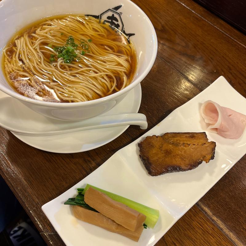 醤油（じゃんゆ）らーめん(麺屋あごすけ)