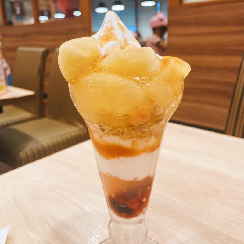 ごろっと白桃のパフェ(ガスト 茨木鮎川 )