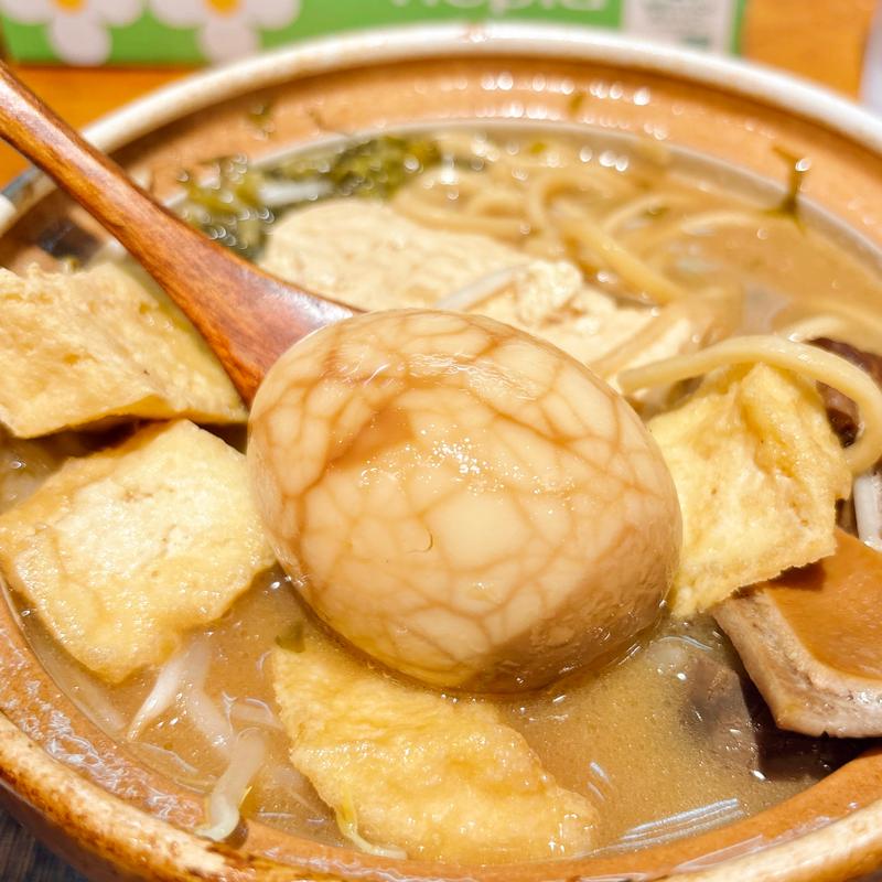 茶葉玉子(臭豆腐麺)