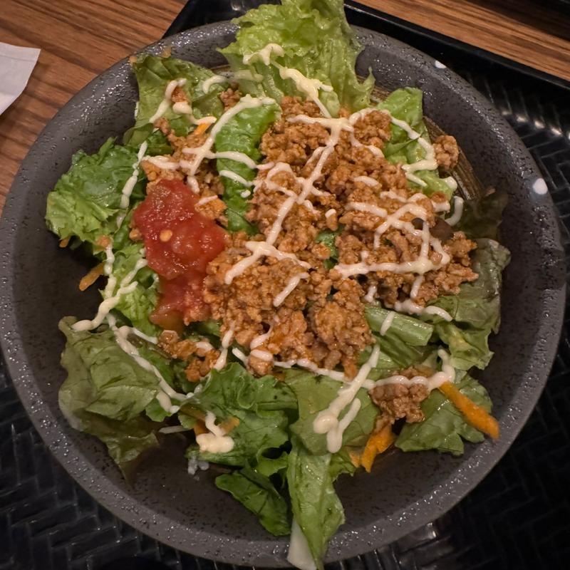 ハーフタコライス(沖縄いちゃりば酒場 あかゆら)