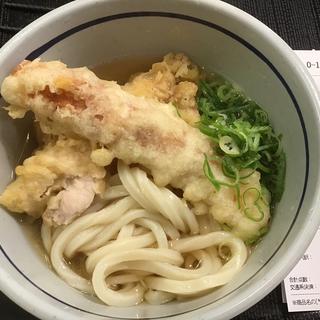 鶏天ちくわ天うどん(おにやんま 新橋店)