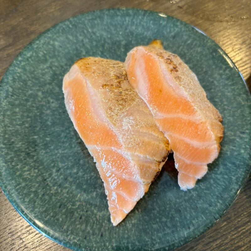 炙りサーモン(亀正くるくる寿司 )